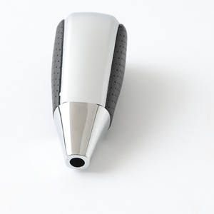 Pommeau de levier de vitesse en cuir et fibre de carbone pour Toyota Land Cruiser 200 FJ20 2008-2017, pommeau de levier de vitesse ergonomique - Product Image 2