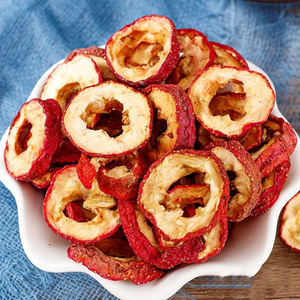 ผลไม้ฮอว์ธอร์นแห้งแบบธรรมชาติจากจีน ชิ้นฮอว์ธอร์นแห้ง ชาฮอว์ธอร์นเพื่อสุขภาพ - Product Image 1