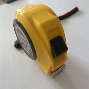 Ruban à mesurer de haute qualité résistant à l'usure et au glissement Tapeline Règle flexible - Product Image 3