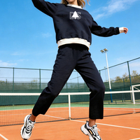 Conjunto Deportivo de Felpa para Mujer, Personalizado al por Mayor, con Bordado de Cadena, 330GSM, Diseño Holgado con Bloques de Color, para Gimnasio y Ejercicio al Aire Libre