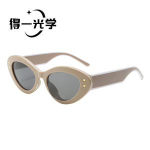 De Yi <b>Optics</b> Cat Eye Sunglasses For Women Pc Frame Uv400 Protection Star Decorations - Product Image 3