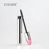 Ensemble d'emballages cosmétiques vides haut de gamme avec capuchon rose, tubes de rouge à lèvres et gloss argentés, tubes de mascara, pot de poudre libre et étui à poudre compacte