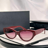Lunettes de soleil unisexes anti-reflets à verres dégradés rouges, monture carrée intégrale, avec protection UV400 pour les activités de plein air et les voyages