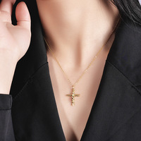 Collier pendentif croix texturée irrégulière en argent sterling 925 plaqué or, colliers croix froissée religieux chrétien