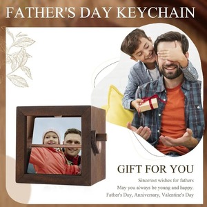 Custom Flip Book telaio a manovella <span class=keywords><strong>Album</strong></span> fotografico personalizzato illuminato <span class=keywords><strong>Album</strong></span> fotografico Mini libro in legno per coppia di donne e uomini - Product Image 4