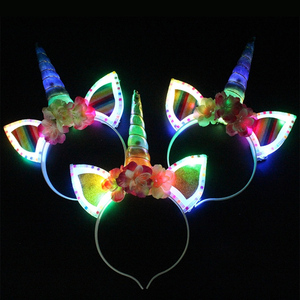 Bandeau de <span class=keywords><strong>licorne</strong></span> lumineux à LED pour enfants et adultes, design brillant et fantaisie, pour les fêtes et les festivals. - Product Image 1