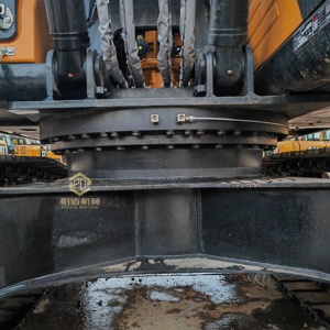 Las excavadoras usadas originales Sany SY215C son populares y son adecuadas para proyectos de demolición y construcción de terraplenes en canteras. - Product Image 4