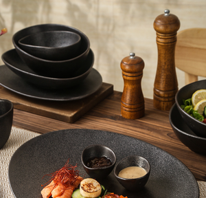 Vajilla de Gres Irregular Negro Mate con Diseño Moteado, Platos, Tazones y Tazas de Cerámica Estilo Wabi-Sabi, Venta al por Mayor y Personalizable - Product Image 4