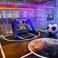 Equipo de juegos interior con temática de cine, toboganes LED, parque de trampolines y juegos interactivos para más de 100 personas