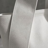 Sac fourre-tout en toile pliable de luxe, très résistant, 24 oz |   Design minimaliste avec poignée large |   Logo personnalisé, écologique, de qualité supérieure pour les marchés