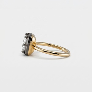 Anello Personalizzato con Diamante/Moissanite Taglio Cushion Stile Vecchia Miniera Georgiana, in Oro Massiccio 9K 14K 18K con Rodio Nero - Product Image 2