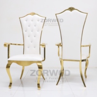Chaises et Tables à Gâteaux de Luxe à Dossier Haut Élégantes Dorées pour Mariés et Invités avec Accoudoirs pour Événements