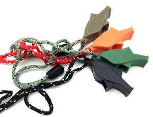 Silbato <span class=keywords><strong>de</strong></span> <span class=keywords><strong>supervivencia</strong></span> <span class=keywords><strong>de</strong></span> emergencia con cordón reflectante, para entrenamiento <span class=keywords><strong>de</strong></span> árbitro al aire libre, acampada, venta al por mayor - Product Image 5