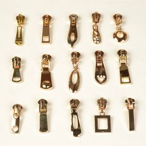 Tirette en métal personnalisée pour fermetures éclair, extrémités de fermeture éclair, curseurs de fermeture éclair avec logo en lettres pour sac à main et vêtement - Product Image 4