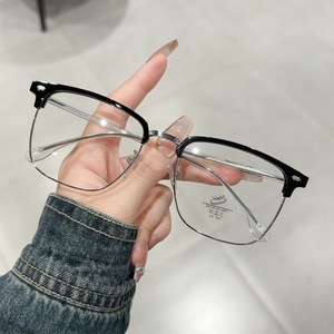 Lunettes de vue rectangulaires TR 31157 unisexes, monture moyenne, verres PC anti-lumière bleue pour hommes et femmes - Product Image 5