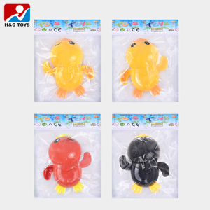 Juguete de natación de patito de plástico para niños en cadena de bolsa Opp para 5 <span class=keywords><strong>a</strong></span> 7 <span class=keywords><strong>a</strong></span>ños Juego de agua en el baño Juego de natación para niños - Product Image 6