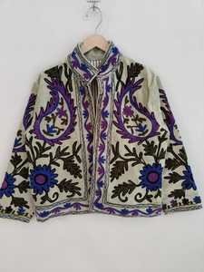Veste Suzani en velours brodée, chef-d'œuvre, veste Suzani en velours, veste pour femme, cadeau pour elle, luxe bohème, art de la broderie - Product Image 4