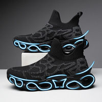 Chaussures de course respirantes en maille style chaussette pour hommes, nouveau style d'été, populaires, vente en gros, logo personnalisé de designer