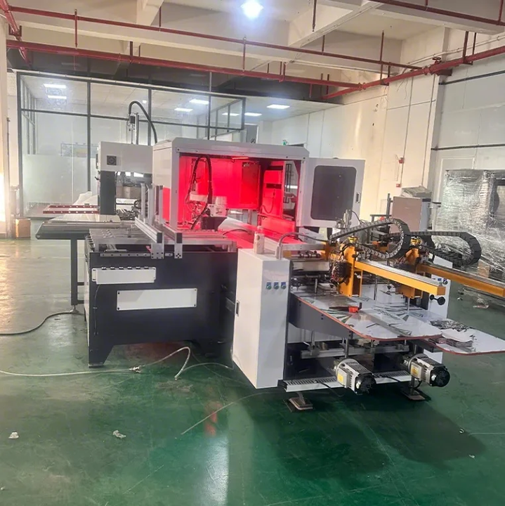 Configured with Fully Automatic Forming Machine Rigid Cardboard Box Making Machine
