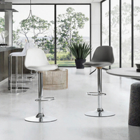 Tabouret de bar pivotant moderne à hauteur réglable en cuir PU avec base en métal chromé pour comptoir de bar à domicile ou hôtel