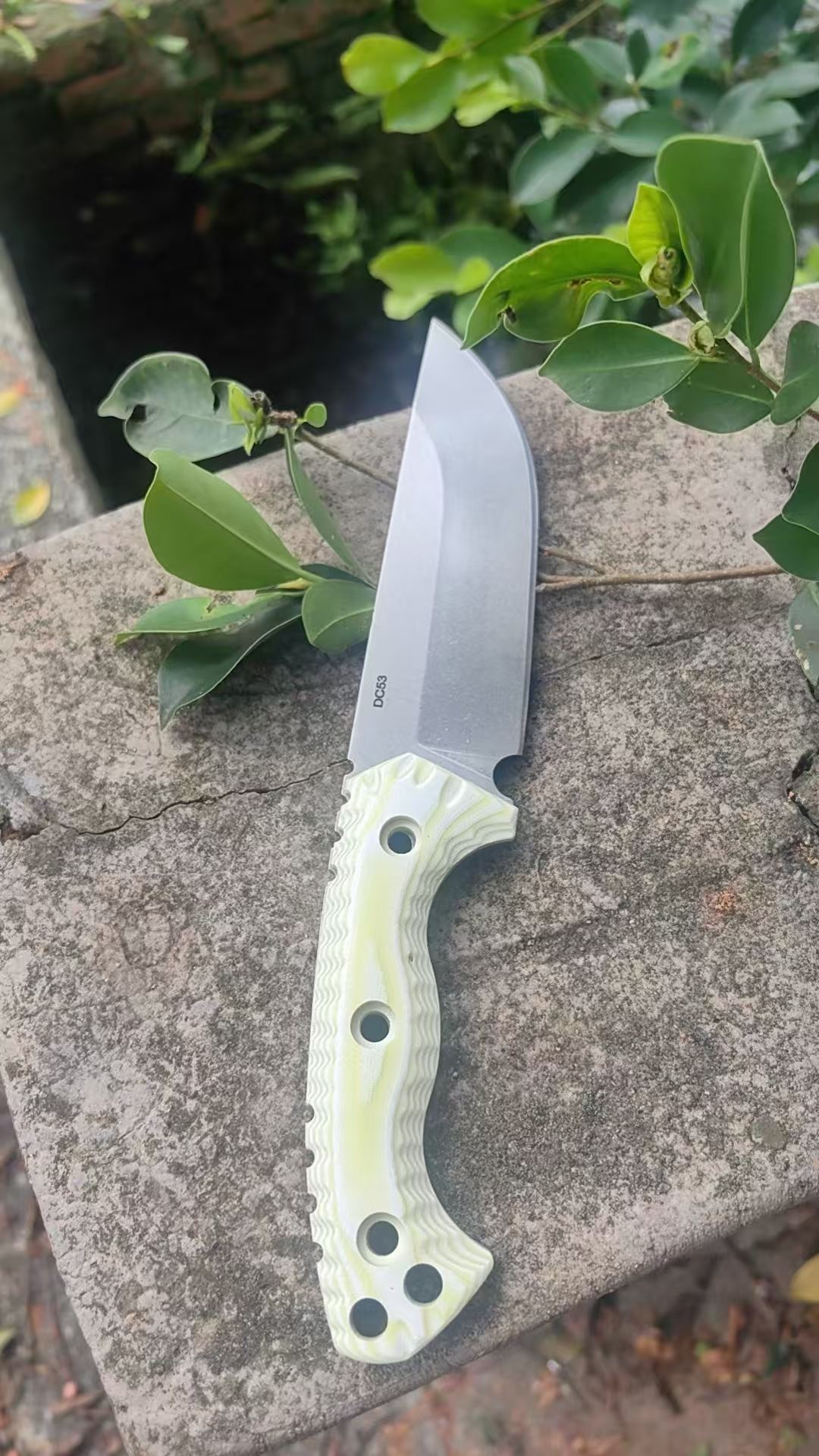 Pale Yellow G10
