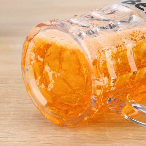 Taza de cerveza de agua en capas entrepiso transparente creativa de verano personalizada portátil con asa - Product Image 6