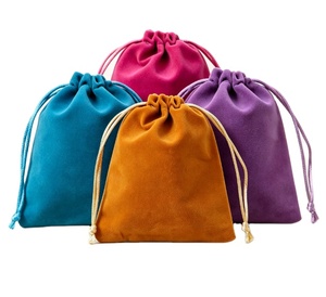 Sacs à cordon en velours personnalisés avec logo imprimé, sacs cadeaux écologiques doux pour bijoux, colliers, bagues, emballages de faveurs de mariage - Product Image 4