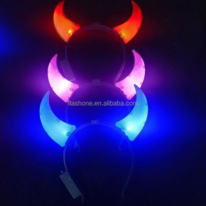 Diadema <span class=keywords><strong>de</strong></span> cuerno <span class=keywords><strong>de</strong></span> <span class=keywords><strong>diablo</strong></span> LED accesorios para el cabello para fiestas conciertos <span class=keywords><strong>luz</strong></span> intermitente aros para el cabello diadema Rave - Product Image 1