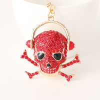 Porte-clés Punk en alliage avec croix entièrement ornée de strass, style gothique rock, breloque de sac, accessoire streetwear pour homme, cadeau de fête d'Halloween
