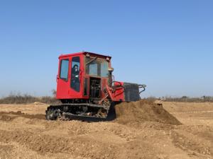 Bulldozer sur chenilles agricole avec cabine C802U - Product Image 4
