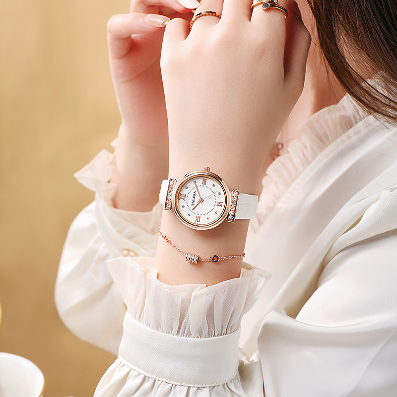 Womens Ladies Classic Simple Leather Analog Quartz Luxury Wrist Watch Gift For Women Casual Dress Watches Womens Ladies Classic Simple Leather Analog Quartz Luxury Wrist Watch Gift For Women Casual Dress Watches