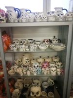 Bouilloire en céramique fantôme d'Halloween pour lait et thé, carafe noire en forme de crâne pour boissons de fête, pot décoratif de table en porcelaine