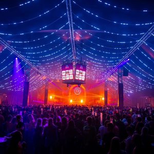 Hotelbeleuchtung DC24V Traumfarben Flexibles Silikon Wasserdicht IP66 06*12mm Digital 120LEDs WS2811ic Laufendes Wasser RGB <span class=keywords><strong>LED</strong></span> Pixel-Röhre - Product Image 2