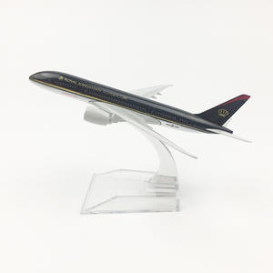 เครื่องบิน <span class=keywords><strong>B787</strong></span>แบบ1:400หล่อจากโรงงานโดยตรง16ซม. เครื่องบินขายดีสำหรับสะสมของขวัญที่สามารถปรับแต่งได้ - Product Image 4