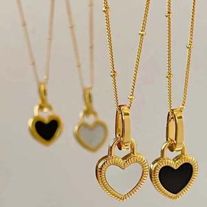 Collier pendentif cœur en acier inoxydable plaqué or 18 carats hypoallergénique, maillons épais, personnalisé, vente en gros, pour femmes - Product Image 2