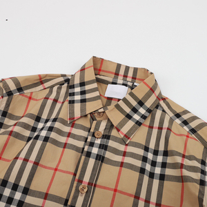 Camicia Classica da <span class=keywords><strong>Uomo</strong></span> in Cotone 2025 Iconic Check Lining, Taglio Britannico, Eleganza Moderna con Design Heritage e Stile Burberry - Product Image 3