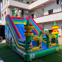 Toboggan gonflable en forme d'escalier, toboggan gonflable Mickey Mouse
