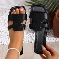 Sandales plates à bout ouvert pour femmes avec découpe décorative, idéales pour les vacances