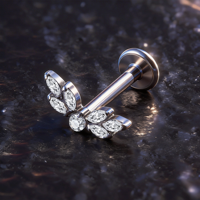 Clous d'oreilles classiques en titane G23 plaqué or 24 carats poli miroir avec zircon, hypoallergéniques, pour mariage et soirée