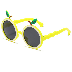 Lunettes <span class=keywords><strong>de</strong></span> <span class=keywords><strong>soleil</strong></span> pour enfants en forme <span class=keywords><strong>de</strong></span> pomme, 2026, logo personnalisé OEM pas cher, lunettes <span class=keywords><strong>de</strong></span> <span class=keywords><strong>soleil</strong></span> pour bébés UVA/UVB/UVC, vente en gros - Product Image 6