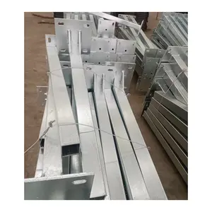 Poste de aço galvanizado personalizado para fornecimento de fábrica Poste de aço soldado