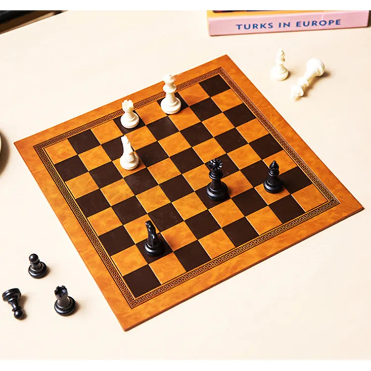 תפור לפי מידה עור מפוצל כרית ומבודד שחמט שולחן מחצלות פשוט מודרני סגנון עור מפוצל שחמט לוח