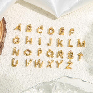 Dijes de Letras del Alfabeto de Acero Inoxidable para Hacer Joyas, Collares y Pulseras, Venta al por Mayor - Product Image 4