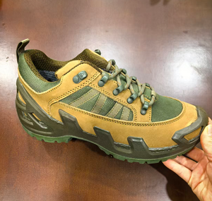 Chaussures de sport courtes respirantes en cuir de vachette marron coyote pour hommes, idéales pour la course, la randonnée, la marche, le travail et le camping - Vente en gros - Product Image 1