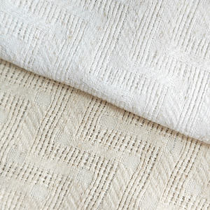 2024 tissu de rideau <span class=keywords><strong>en</strong></span> microfibre effet <span class=keywords><strong>lin</strong></span> blanc tricoté avec du polyester doré <span class=keywords><strong>pour</strong></span> la décoration d'hôtel et de maison à Dubaï - Product Image 3