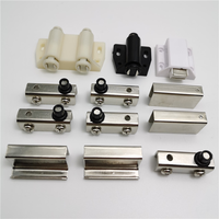Loquet magnétique en alliage d'aluminium de haute qualité avec amortisseur à fermeture douce et ouverture par poussée pour armoires, idéal pour hôtels et salons