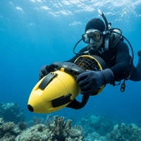 Propulseur sous-marin portatif 500W à une seule poussée, vitesse 3-9 km/h, batterie au plomb-acide 24V, autonomie 1-1,5h pour lacs, rivières et eaux.