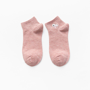 थोक प्यारा कार्टून कढ़ाई कम कटे हुए मोजे पशु बिल्ली कुत्ते के कुत्ते ने - Product Image 6