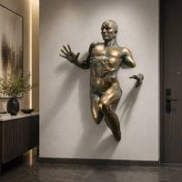 "Inner Power Breakthrough" - Sculpture murale en bronze en relief de torse, avec finitions sur mesure, statue en bronze