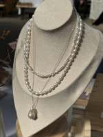 Kalung Rantai Lapis Emas Berlapis Mutiara Air Tawar Minimalis Set Perhiasan Fashion Batu Alam Manik-Manik Batu Permata yang Dapat Ditumpuk
